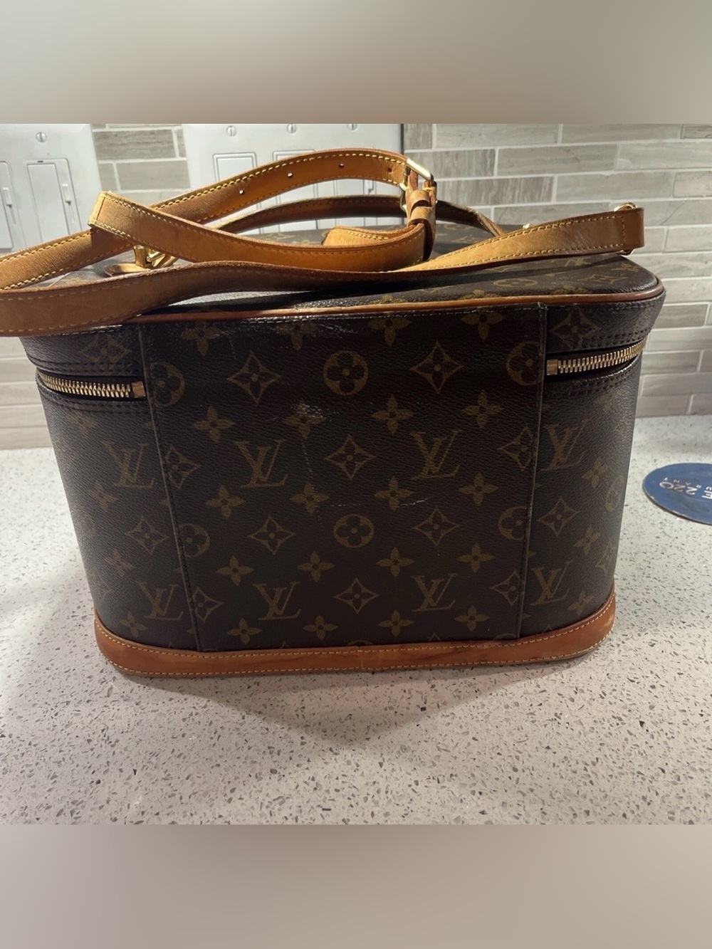 Louis Vuitton Monogram Canvas Train case/ Toiletry Case in Brown and Tan - Picture 5 of 16